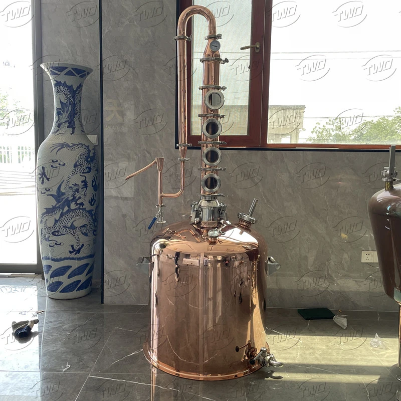 Kolom masih peralatan distilasi vodka gin
